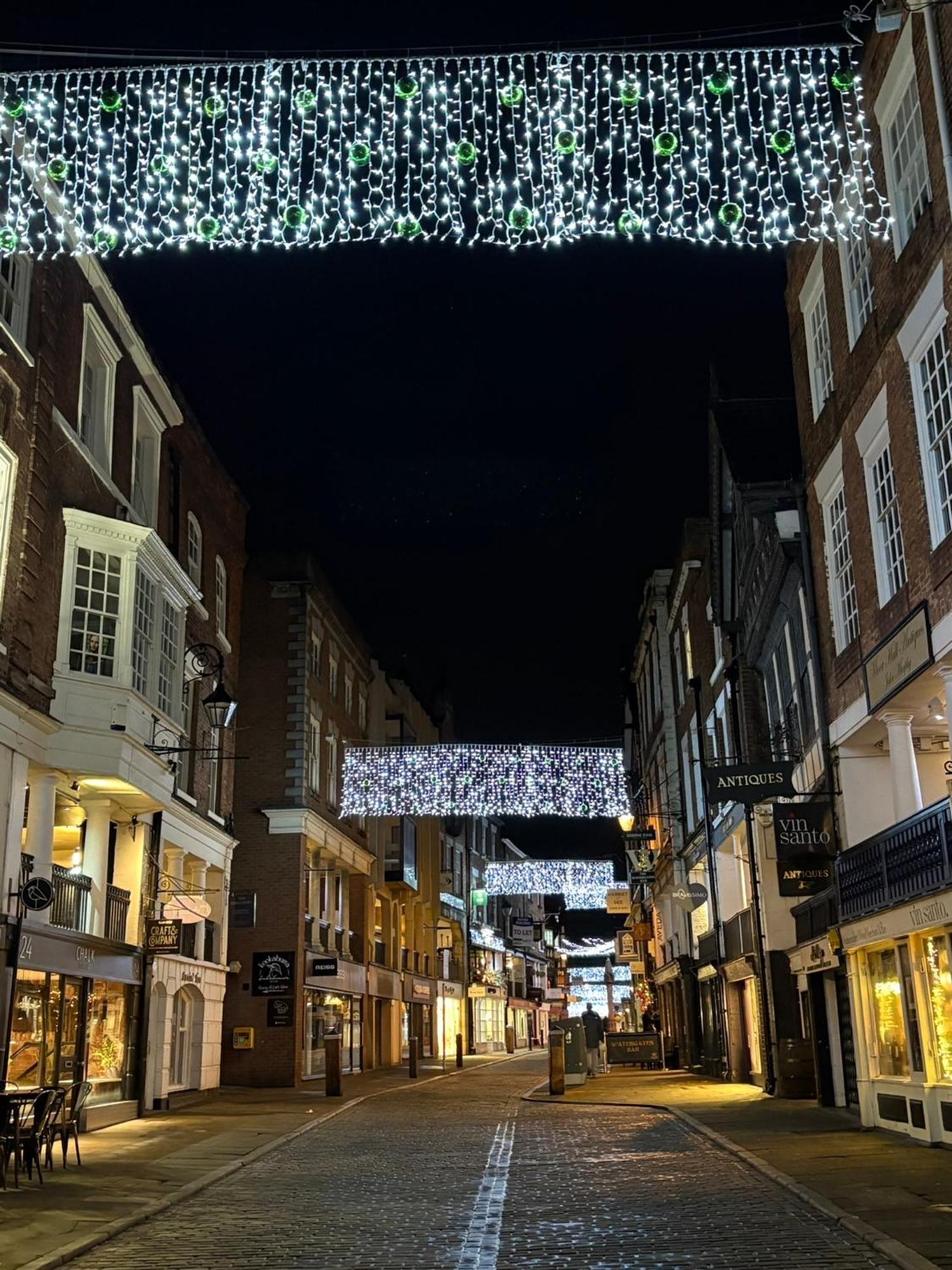 Jeans Place Watergate St Rows Near Racecourse Chester Kültér fotó